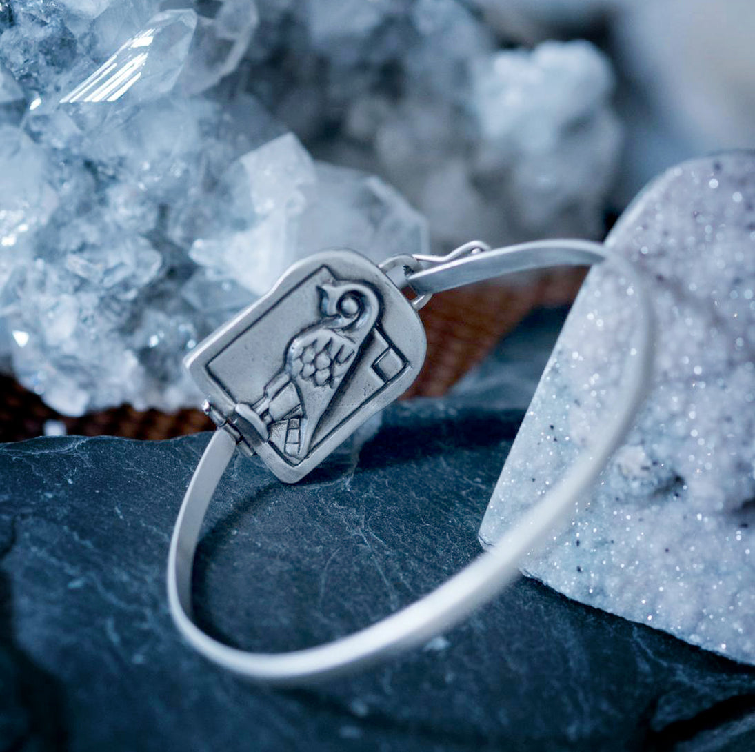 ✨☥Brazalete de Plata con rostro de la Diosa Egipcia Hathor ☥✨🌝